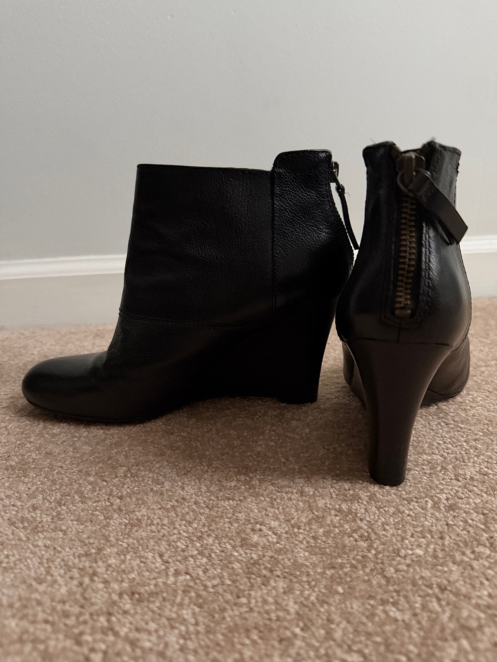 Nine West Black Leather Ankle Booties